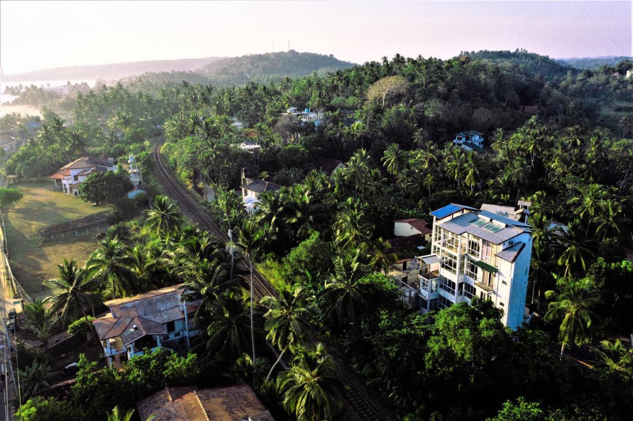 Sea Cloud Hotel Unawatuna Exterior photo